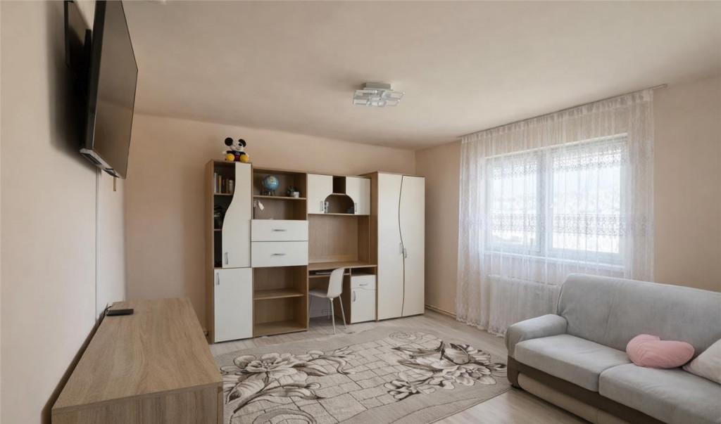 FILMTur 3D Casa eleganta curte amenajata garaj Brancovene