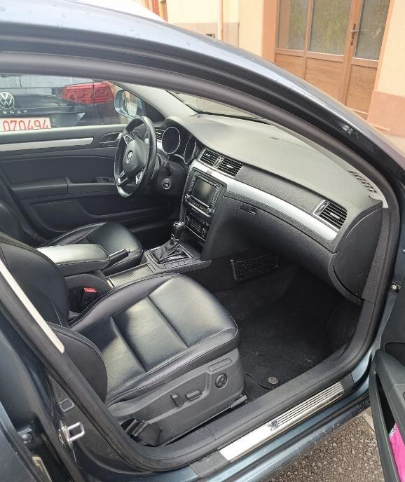 SKODA SUPERB II 4X4 2 0 DSG 2015 170 Cp 290000km 7 500 eur