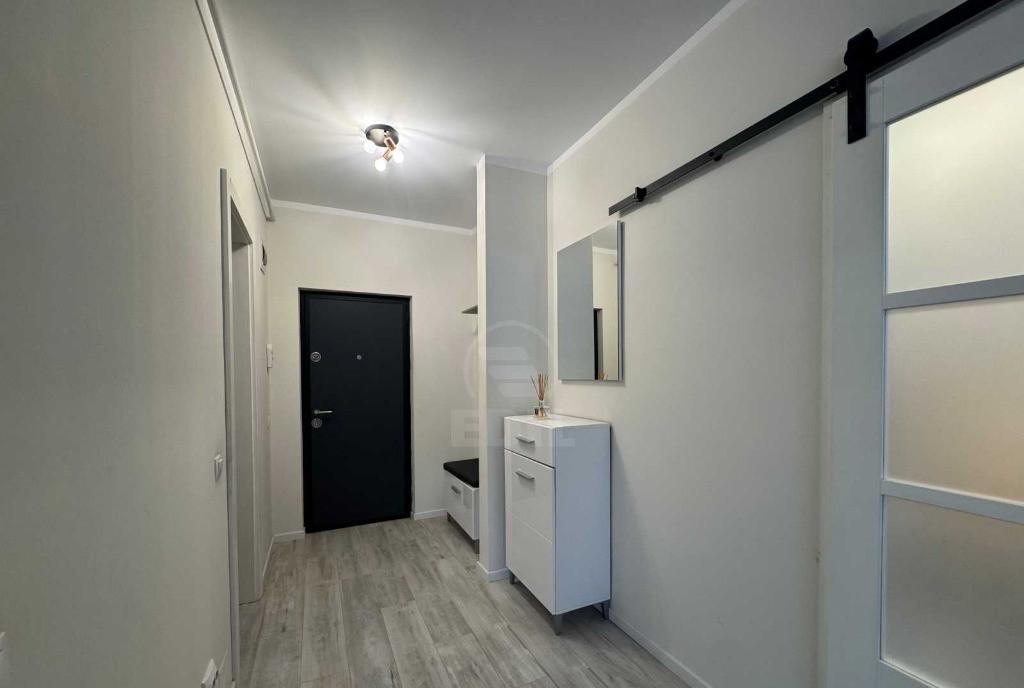 Apartament 2 camere semidecomandat zona Avram Iancu