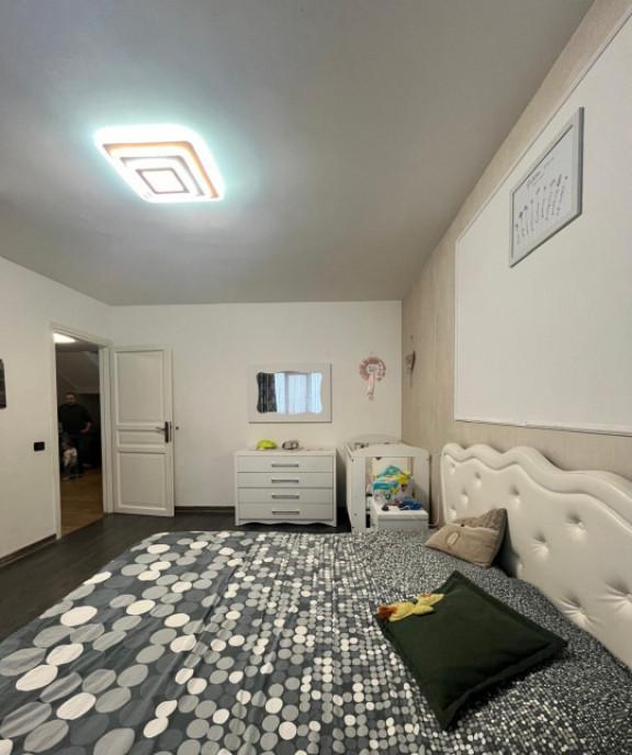 Casa 184 mp utili teren 530 mp Radauti