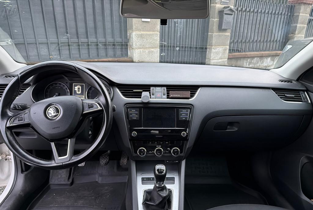 Skoda Octavia an fabricatie 2017 8 200 eur
