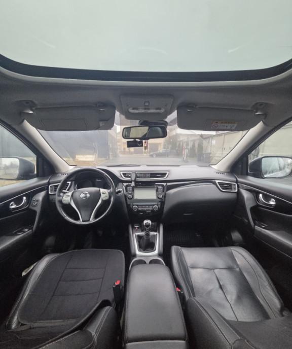 Nissan Qhashqai 1 5 dci model TEKNA 8 990 eur