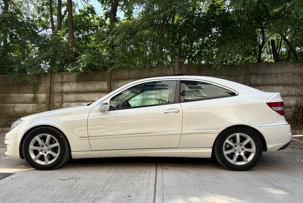 Mercedes CLC 230 v6 3 600 eur