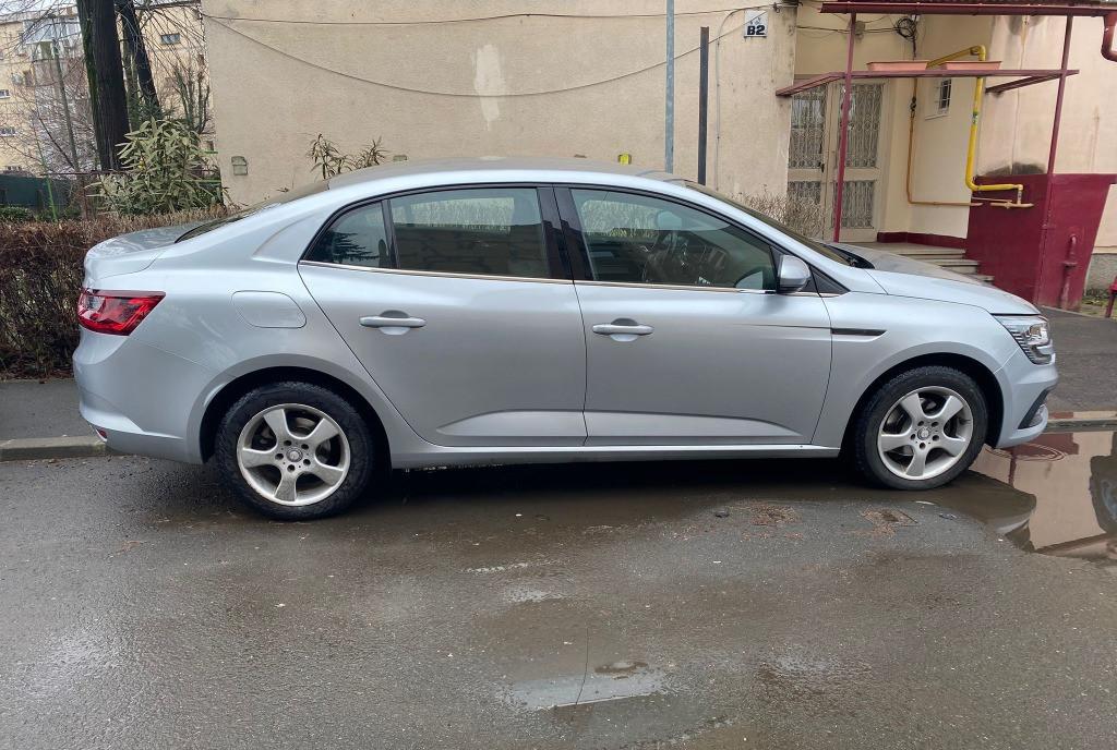 Renault Megane Sedan 2022 ndash unic proprietar ndash istoric complet 17 500 eur