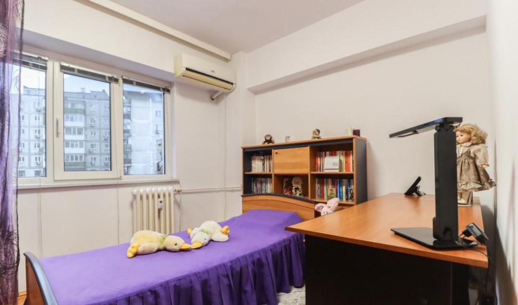Apartament de inchiriat 4 camere Drumul taberei ideal pentr