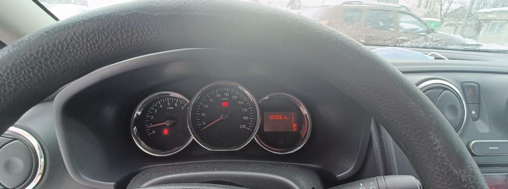 Dacia Logan 2016 - cu AC 4 900 eur