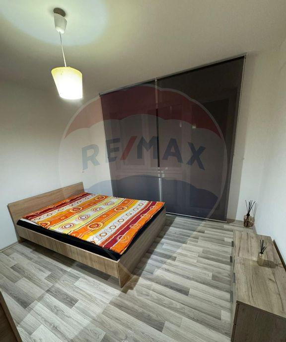 Apartament cu 2 camere de vanzare bloc nou zona Republ