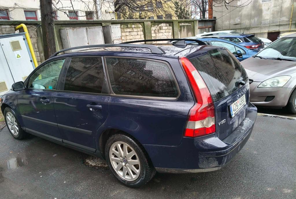 Volvo V50 2 motorina 999 eur