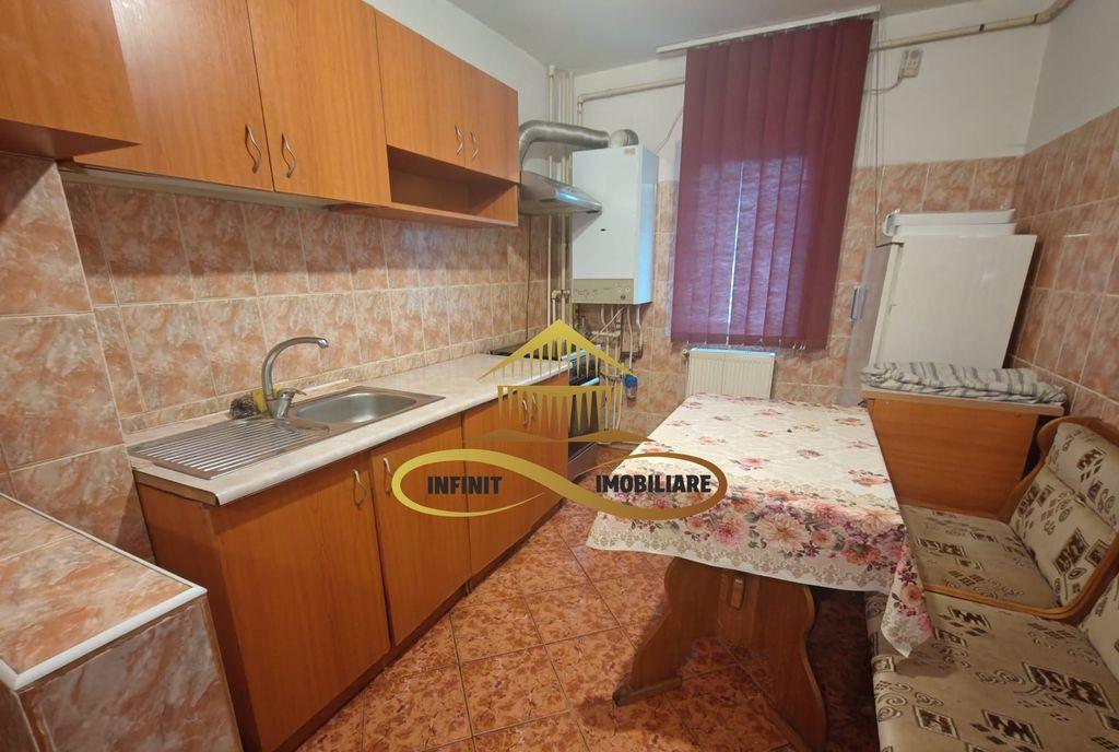 Apartament 2 camere de inchiriat - zona Bicaz