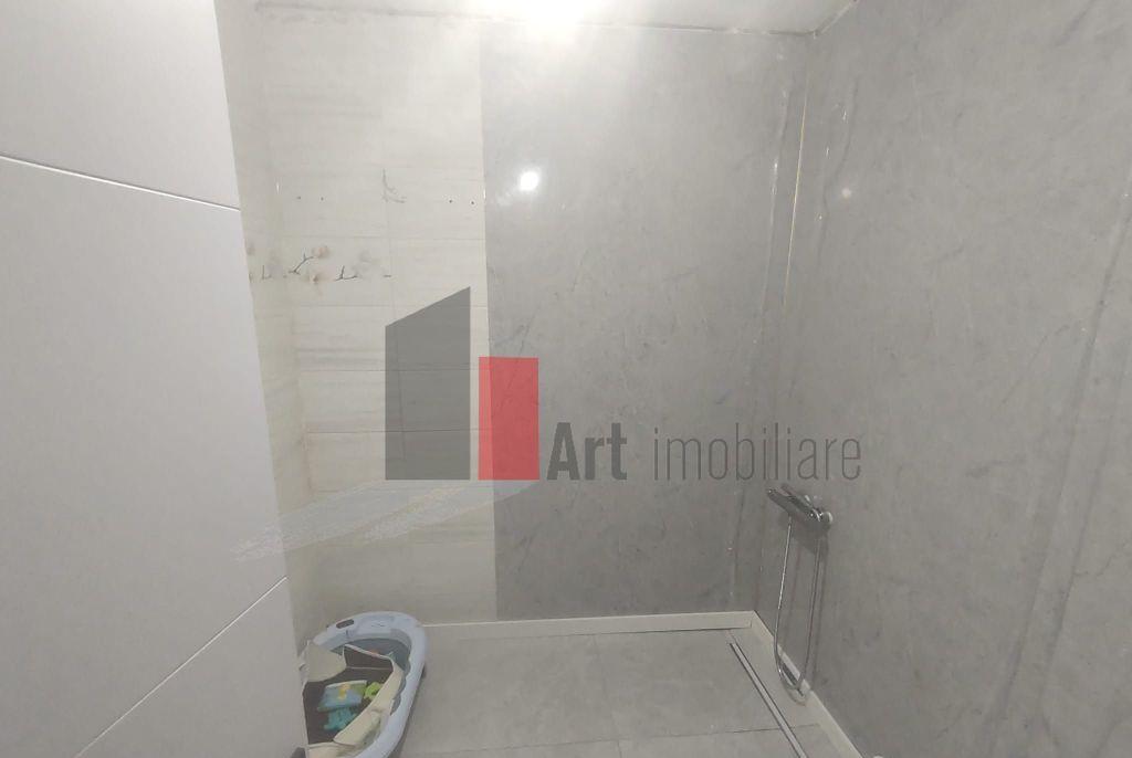 Vanzare apartament 2 camere semidecomandat Drumul Gazar