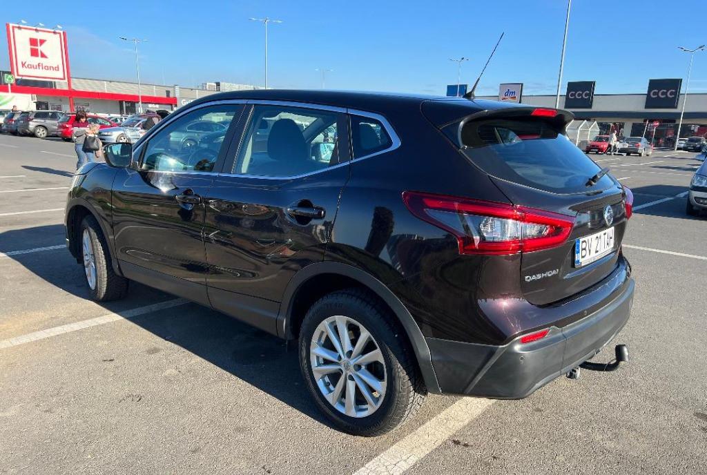 Nissan Qashqai 1 2 N-connecta - Manual - 116 hp - 122 500 km 11 900 eur